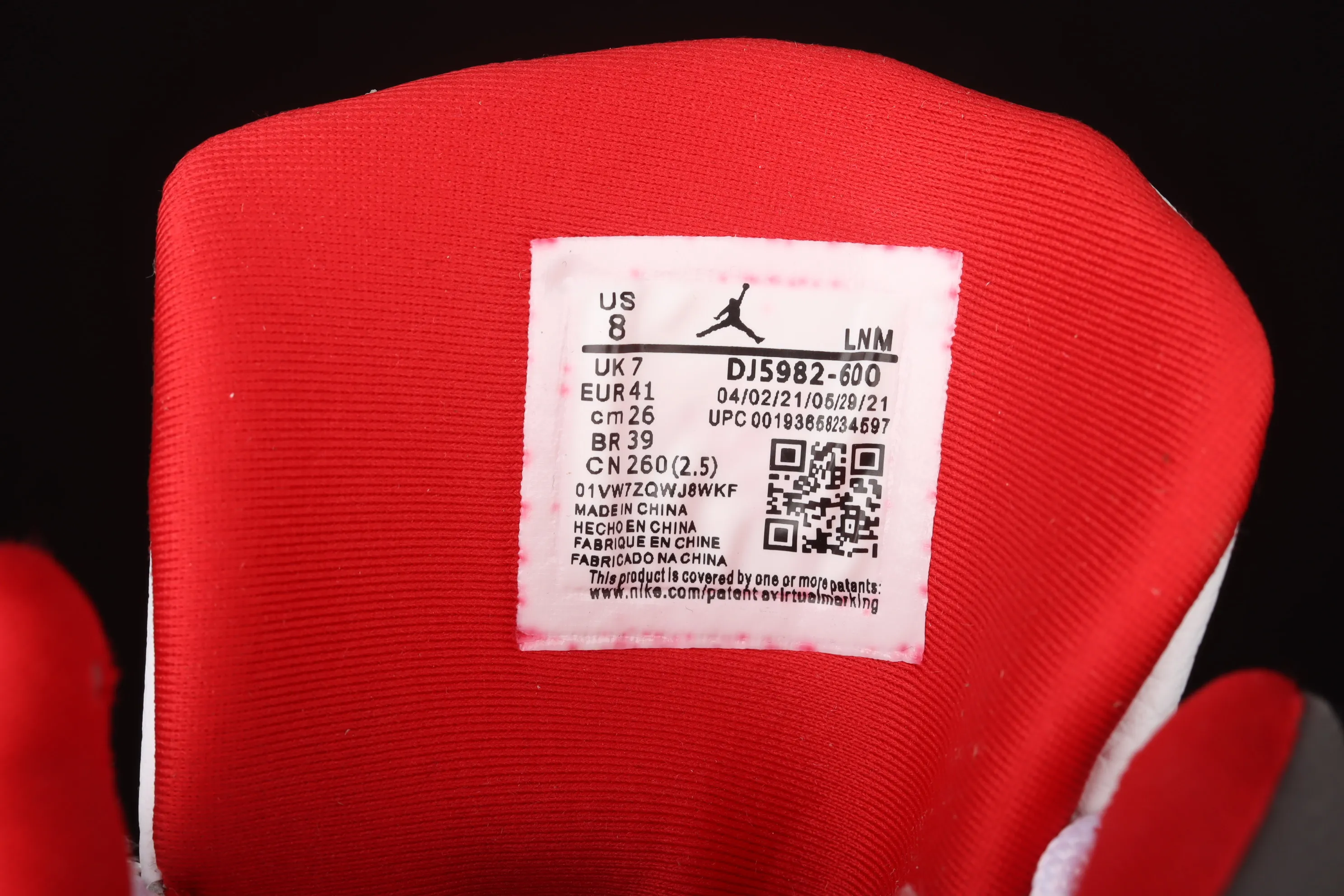 All categories Air Jordan Jordan series basketball shoes Air Jordan 13 G version Air Jordan 13 Retro AJ13 white gray red 3M reflective DJ5982-600